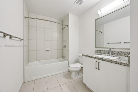 Appartement à louer à Tamarac, Floride: 2 chambres, 96.06 m2 № 1946707 - photo 29