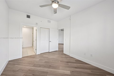 Appartement à louer à Tamarac, Floride: 2 chambres, 96.06 m2 № 1946707 - photo 23