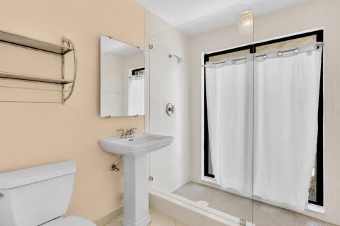 House in Boynton Beach, Florida 3 bedrooms, 211.63 sq.m. № 2176190 - photo 21
