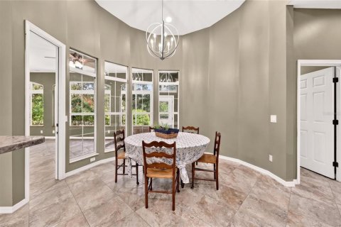 House in Dunnellon, Florida 3 bedrooms, 255.48 sq.m. № 2329598 - photo 22