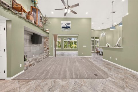 House in Dunnellon, Florida 3 bedrooms, 255.48 sq.m. № 2329598 - photo 17