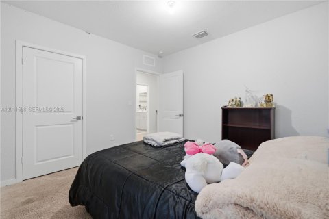 Villa ou maison à vendre à Florida City, Floride: 5 chambres, 239.69 m2 № 2075282 - photo 22