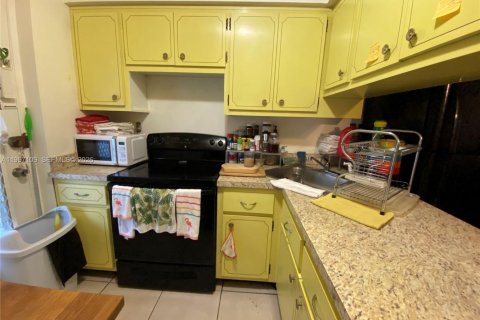 Copropriété à louer à Miami Beach, Floride: 1 chambre, 61.97 m2 № 2059213 - photo 6