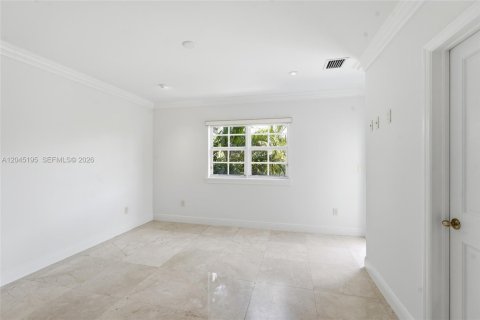Townhouse in Key Biscayne, Florida 3 bedrooms, 157.93 sq.m. № 2240696 - photo 15