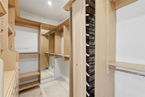 Townhouse in Key Biscayne, Florida 3 bedrooms, 157.93 sq.m. № 2240696 - photo 19