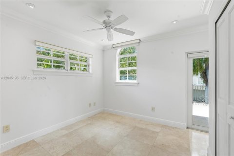 Townhouse in Key Biscayne, Florida 3 bedrooms, 157.93 sq.m. № 2240696 - photo 28