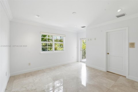 Townhouse in Key Biscayne, Florida 3 bedrooms, 157.93 sq.m. № 2240696 - photo 16