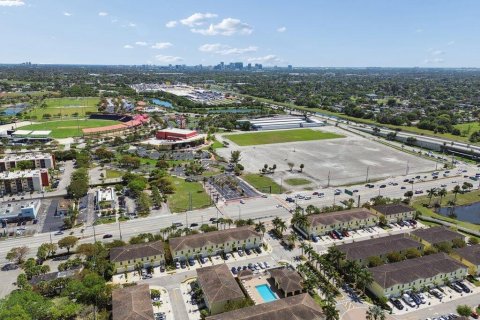 Adosado en venta en Lauderhill, Florida, 3 dormitorios, 138.98 m2 № 2146136 - foto 24