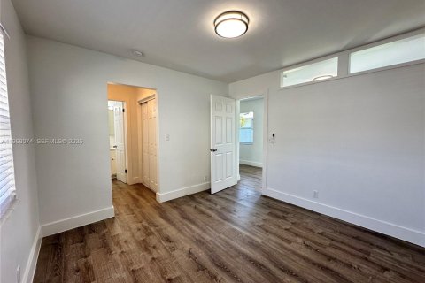 Appartement à louer à Hollywood, Floride: 1 chambre № 2029301 - photo 12