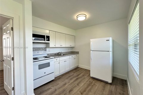 Appartement à louer à Hollywood, Floride: 1 chambre № 2029301 - photo 5