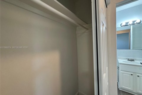 Appartement à louer à Hollywood, Floride: 1 chambre № 2029301 - photo 14