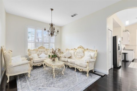 Casa en venta en Orlando, Florida, 4 dormitorios, 290.04 m2 № 1438121 - foto 17