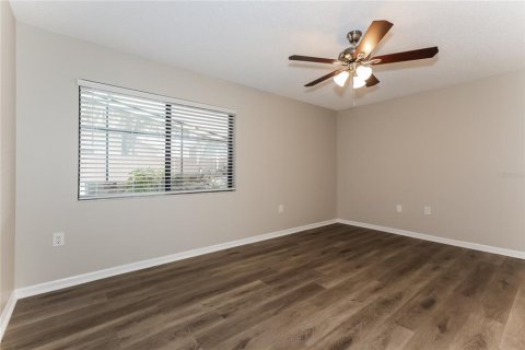 Casa en alquiler en Valrico, Florida, 3 dormitorios, 117.99 m2 № 1884270 - foto 8