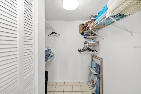 Condo in Sarasota, Florida, 2 bedrooms № 2104356 - photo 22