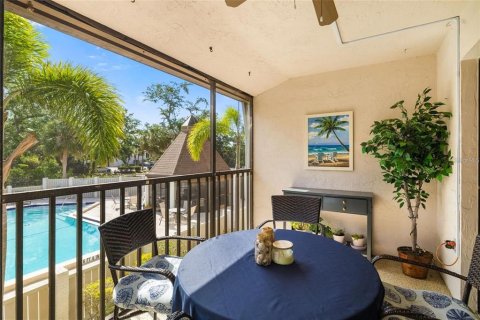 Condo in Sarasota, Florida, 2 bedrooms № 2104356 - photo 3