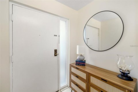 Condo in Sarasota, Florida, 2 bedrooms № 2104356 - photo 27