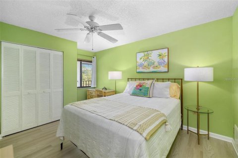 Condo in Sarasota, Florida, 2 bedrooms № 2104356 - photo 23