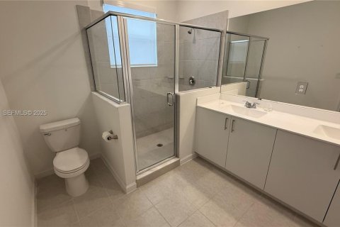 Снять в аренду таунхаус в Хомстед, Флорида 3 спальни, 134.06м2, № 1986800 - фото 12