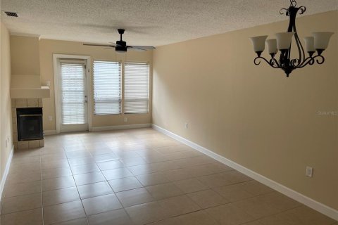 Condo in Orlando, Florida, 2 bedrooms № 2200728 - photo 8