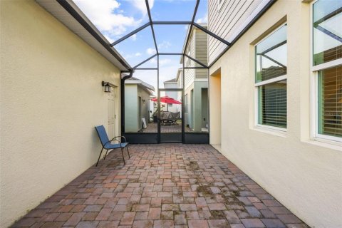 House in Kissimmee, Florida 3 bedrooms, 167.41 sq.m. № 2429341 - photo 24