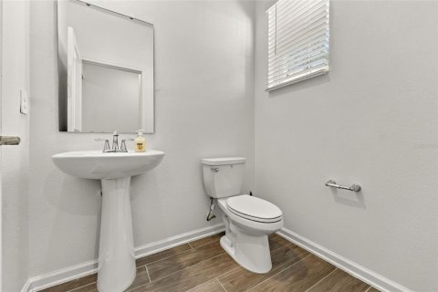House in Kissimmee, Florida 3 bedrooms, 167.41 sq.m. № 2429341 - photo 19