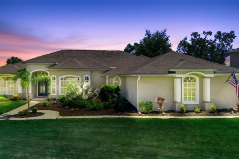 House in DeBary, Florida 4 bedrooms, 230.58 sq.m. № 1871267 - photo 1