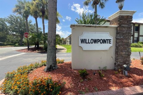 Condo in Orlando, Florida, 2 bedrooms № 2216837 - photo 20
