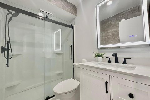 Condo in Orlando, Florida, 2 bedrooms № 2216837 - photo 7