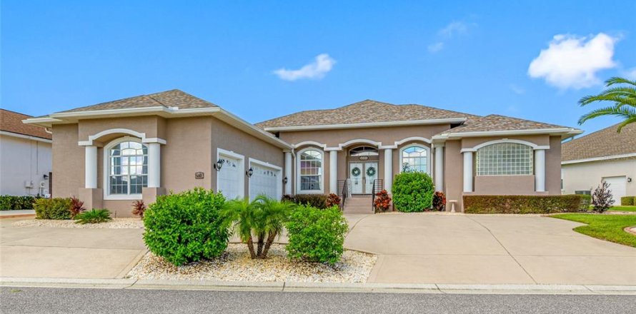 Casa en Lakeland, Florida 4 dormitorios, 284.75 m2 № 2200755