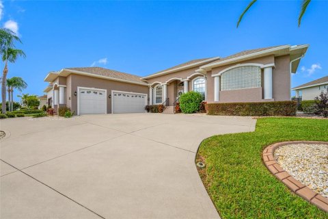 Casa en venta en Lakeland, Florida, 4 dormitorios, 284.75 m2 № 2200755 - foto 3