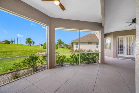 Casa en venta en Lakeland, Florida, 4 dormitorios, 284.75 m2 № 2200755 - foto 12
