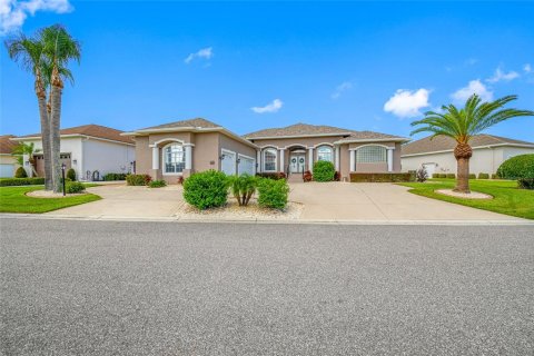 Casa en venta en Lakeland, Florida, 4 dormitorios, 284.75 m2 № 2200755 - foto 2