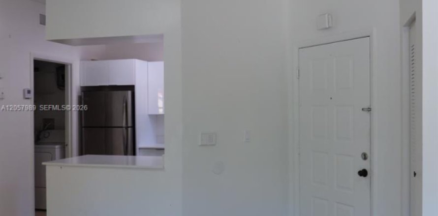 Condo à Hialeah, Floride, 2 chambres  № 2244708