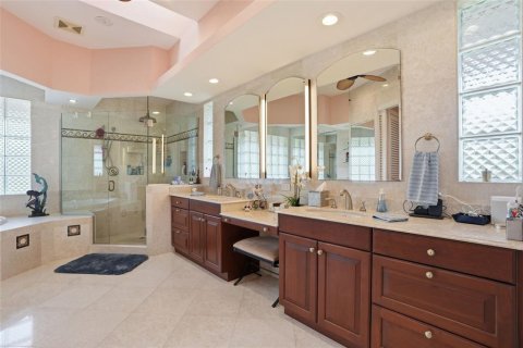 House in Captiva, Florida 4 bedrooms, 337.24 sq.m. № 2114984 - photo 20