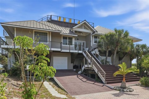 House in Captiva, Florida 4 bedrooms, 337.24 sq.m. № 2114984 - photo 4