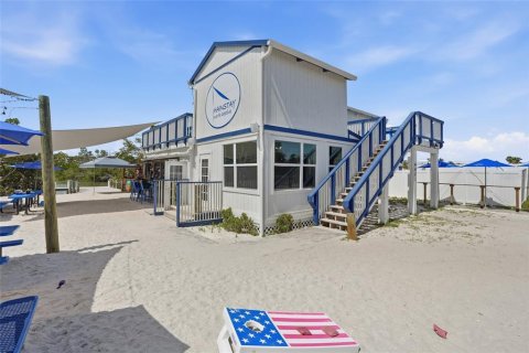 House in Captiva, Florida 4 bedrooms, 337.24 sq.m. № 2114984 - photo 11