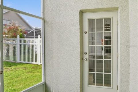 House in Kissimmee, Florida 4 bedrooms, 185.15 sq.m. № 2132487 - photo 9