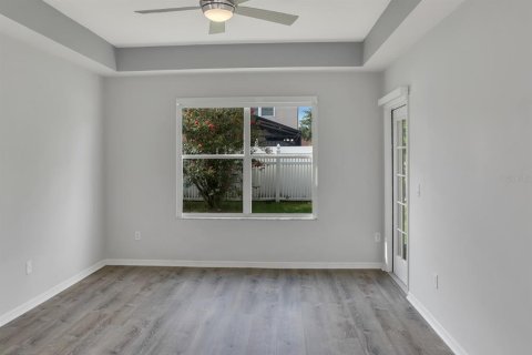 House in Kissimmee, Florida 4 bedrooms, 185.15 sq.m. № 2132487 - photo 4