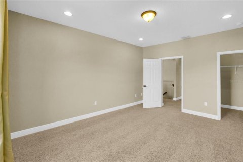 House in Orlando, Florida 7 bedrooms, 435.34 sq.m. № 1722682 - photo 22