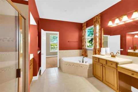 House in Orlando, Florida 7 bedrooms, 435.34 sq.m. № 1722682 - photo 16