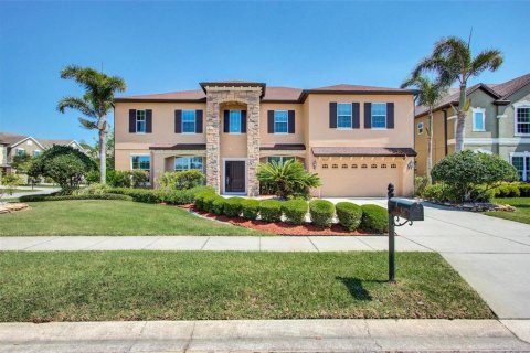 House in Orlando, Florida 7 bedrooms, 435.34 sq.m. № 1722682 - photo 1