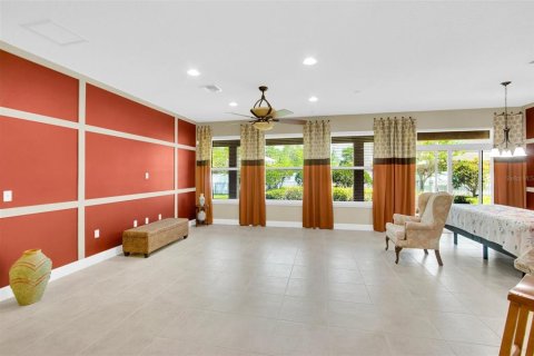 House in Orlando, Florida 7 bedrooms, 435.34 sq.m. № 1722682 - photo 7