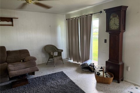 House in Port Charlotte, Florida 3 bedrooms, 118.73 sq.m. № 1903575 - photo 8