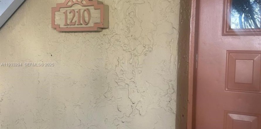 Condo à Coral Springs, Floride, 2 chambres  № 1991190