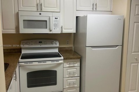 Copropriété à louer à Coral Springs, Floride: 2 chambres, 96.99 m2 № 1991190 - photo 2