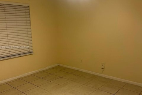 Copropriété à louer à Coral Springs, Floride: 2 chambres, 96.99 m2 № 1991190 - photo 7