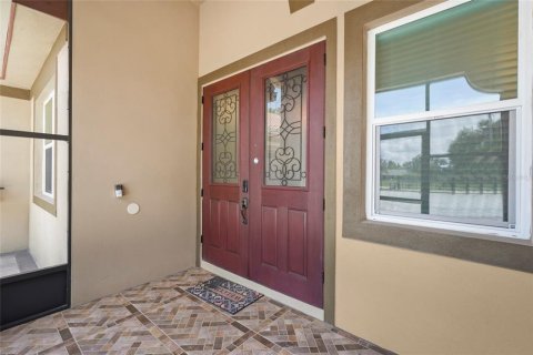 House in Bradenton, Florida 4 bedrooms, 294.22 sq.m. № 1823215 - photo 9