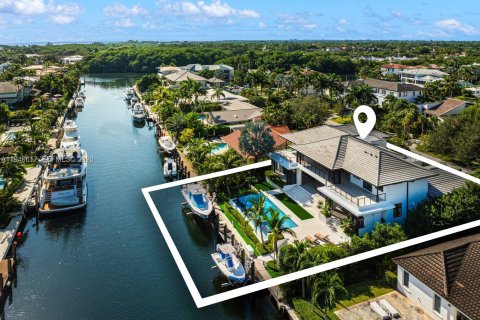 Дом в Корал-Гейблс, Флорида 6 спален, 504.55м2 № 1999102