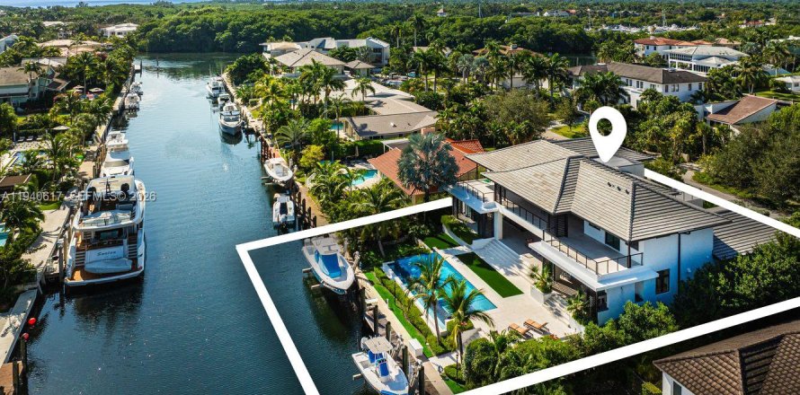 House in Coral Gables, Florida 6 bedrooms, 504.55 sq.m. № 1999102