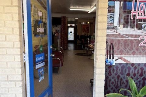 Commercial property in Green Cove Springs, Florida 79.34 sq.m. № 1658023 - photo 11